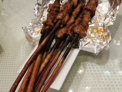 戈壁滩红柳烤肉-巴扎美食·新疆菜·西域歌舞表演餐厅(新疆大厦店)