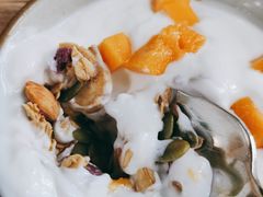 格兰拉麦片配酸奶-TIENSTIENS将将(三里屯店)
