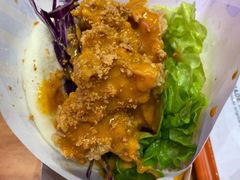 脆鸡肉夹馍-前进5路汉堡炸鸡(汉街skp店)
