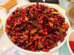 乐山辣子鸡-付掌柜在成都·热炒砂锅集(金禾店)