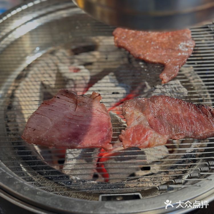 北京——铁道边儿木炭烤肉