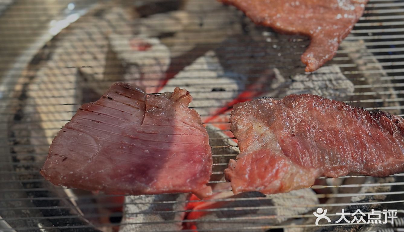 北京——铁道边儿木炭烤肉