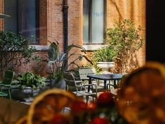 -潮一不贰·法式甜品·生日蛋糕·西式简餐(外滩店)