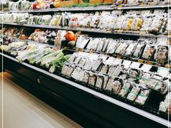 -中百仓储超市有限公司(越秀星汇维港店)