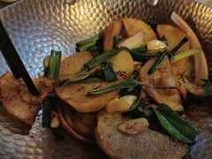 -隔壁老王·家常云南菜(花巷店)