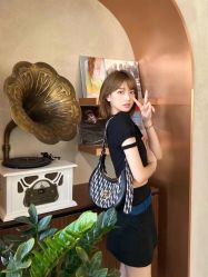 -INSTYLE·SALON