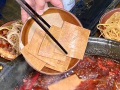 -黄潇洒老火锅(九眼桥宏济巷店)