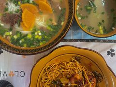 -肇兴特色牛肉粉