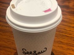 拿铁-Seesaw Coffee(上海尚悦湾店)