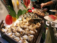 -亚洲国际大酒店·云顶阁旋转自助餐厅