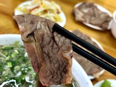 -马德元纯汤牛肉面(太奥广场店)