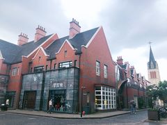 -钟书阁(松江泰晤士小镇店)