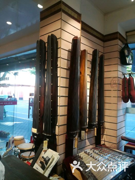 海音琴行(金陵东路一店)图片 - 第2张
