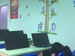 -童程童美·信息学竞赛·乐高机器人编程(长宁来福士校区)