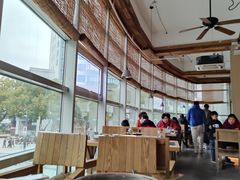 -蜜桃餐厅·伴山(湖滨商业街店)