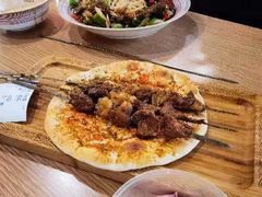 -歹歹的加个面过油肉拌面