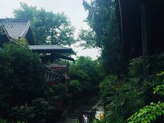 -峨眉山报国寺