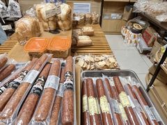 -秀云俄罗斯列巴屋(军星小区店)