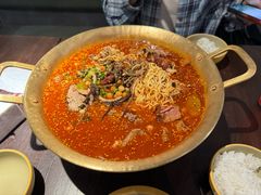 -张翻越·川渝冒菜·武汉黑鸭煲(城北万象城店)