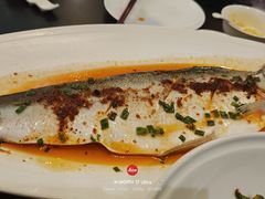 剁椒豆豉蒸翘嘴鱼-书湘门地·中国十佳湘菜(西苑店)