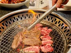 草家极品肋条-草家酱蟹炭火烤肉店(珲春南路一店)