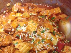 -山河屯铁锅炖(哈西站店)