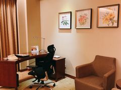 -汕尾巴黎半岛酒店