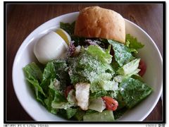 凯撒沙拉-榖屋house of flour(张江首店)