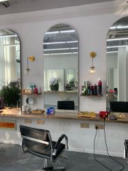 -茶发Salon·烫发染发理发