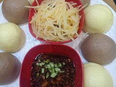 -三好食堂(煎饺·馄饨·肉饼米线·盛世广场店)