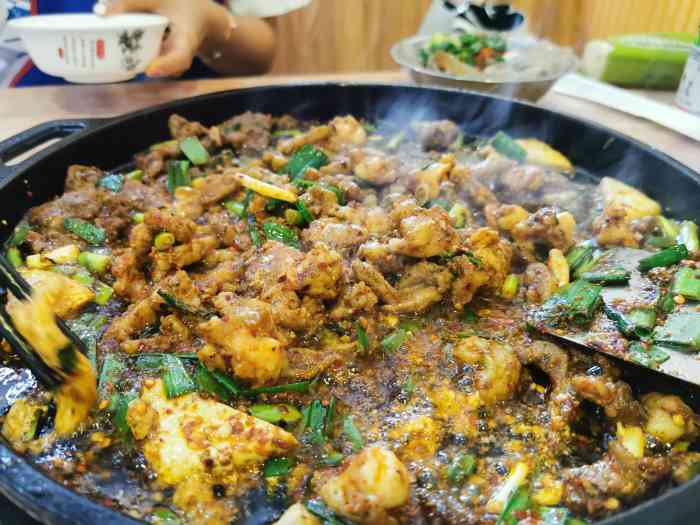 老平坝铁板烧-"饥肠咕咕的时候吃到美味的铁板烧真的太幸福.