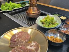 -臻牛烤肉