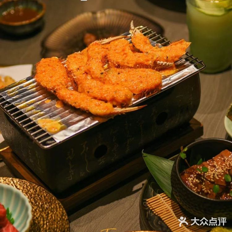 成都探店｜首家蟹肉料理X日式烧肉餐厅