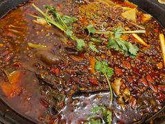 -鸿顺老铁锅美蛙鱼府(解放碑店)