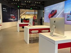 -TESLA 特斯拉(上海太古汇体验店)
