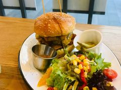 -HELLO 27 意面·沙拉·帕尼尼