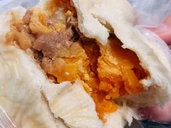 咸蛋黄超人包-老陶包子铺(南大西南村店)