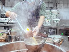 -云阿蛮云南生烫牛肉米线(奉贤路店)