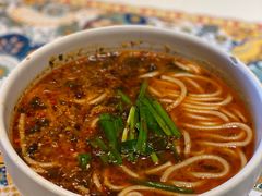 -云海肴·汽锅鸡·云南菜(天山百盛优客店)