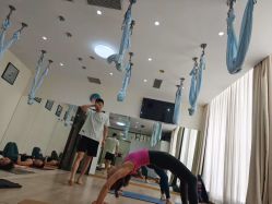 -一伽瑜伽·普拉提