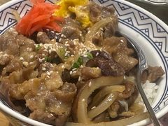 牛肉饭-鳗鲔料理小馆