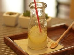 适合年轻人下午茶，小型聚会-白胡子咖啡(丽都园店)