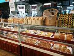 面包甜点陈列柜-老鼎丰(靖宇街总店)