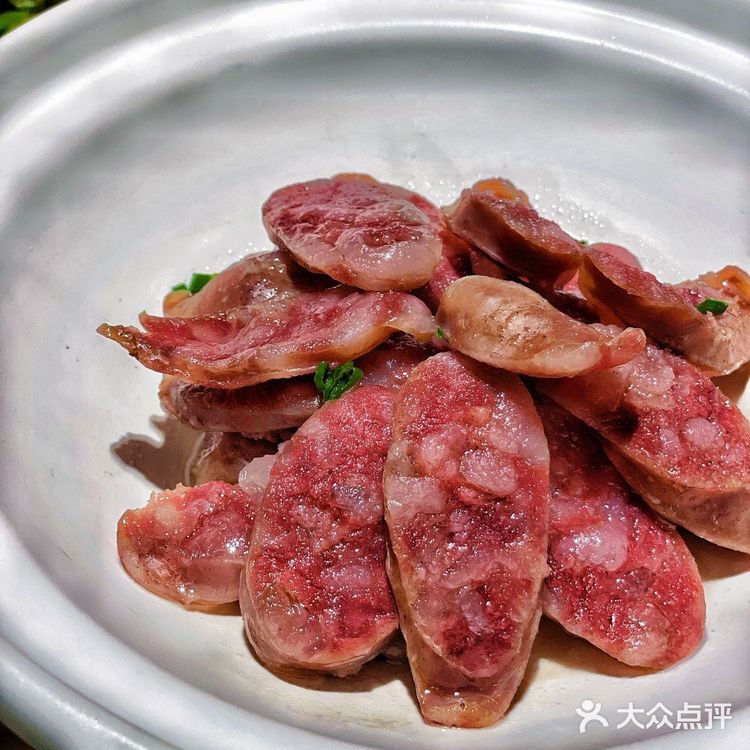 胡子大厨新店来啦！，魔都人气小炒肉，超级下饭