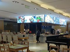 -昆山裕元花园酒店·温莎西餐厅