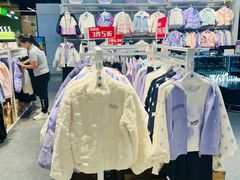 -燕莎奥特莱斯购物中心