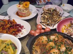 -巴特餐饮6加1音乐餐吧·新疆菜