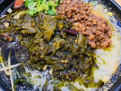 -李与白包子铺(桐梓林店)