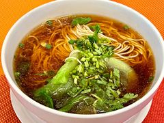 -苏州汇融广场假日酒店