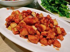 -渝信川菜 · 川味家常菜(财富购物中心店)